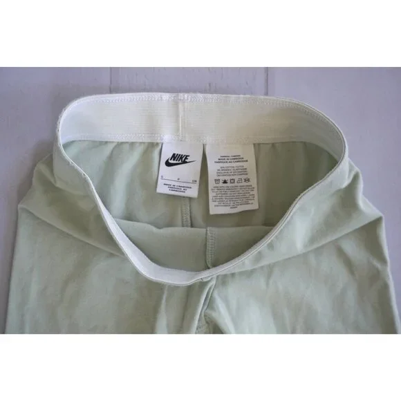 Nike Women Mint Green Solid Capris FUTURA Tight Fit - Size S - Picture 6 of 8